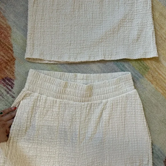 Free People Beach Set - Picture 3 of 7